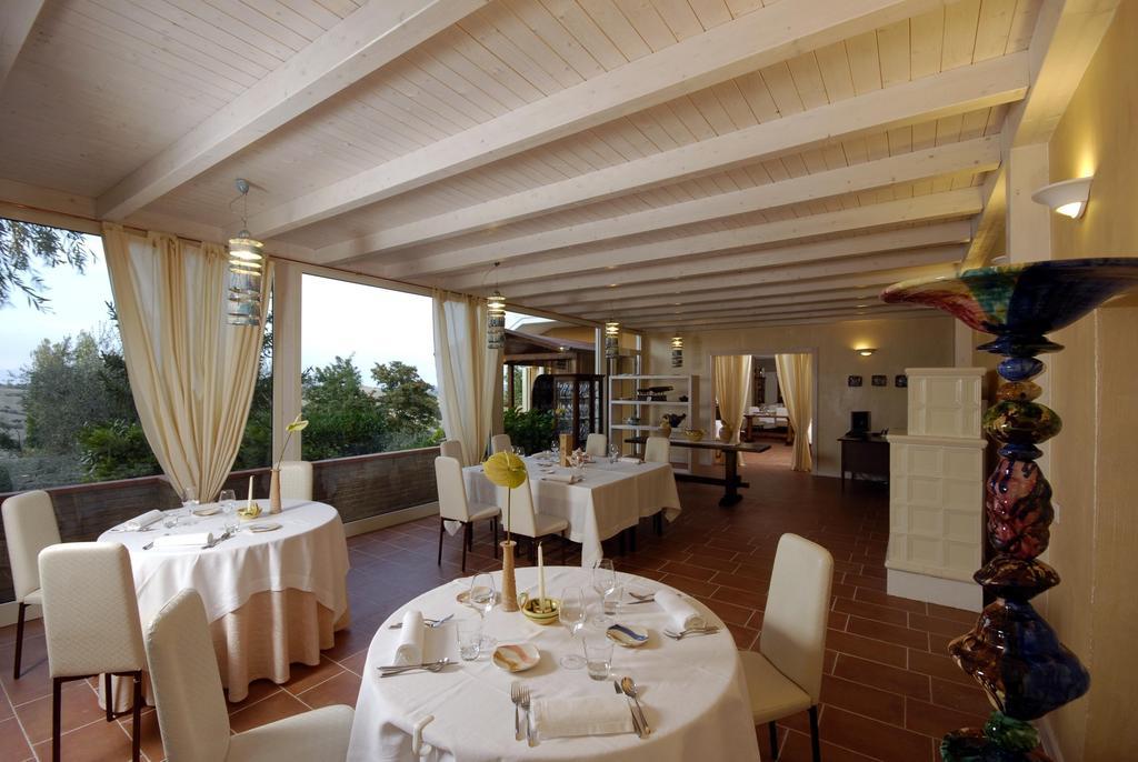 Locanda Belvedere Saludecio Eksteriør billede